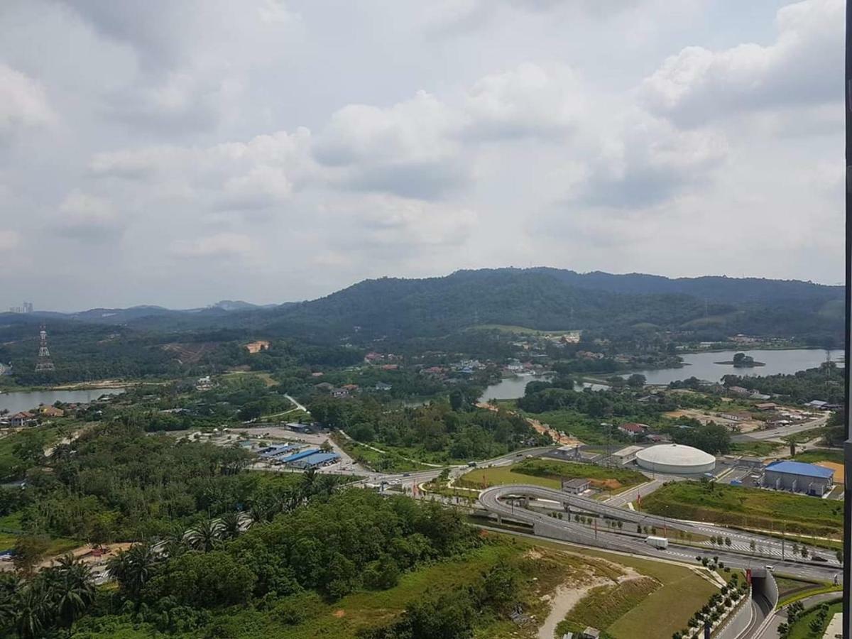 96 m2, 3 yatak odalı, 2 banyolu Daire, Putrajaya bölgesinde Kampong Tangkas Dış mekan fotoğraf